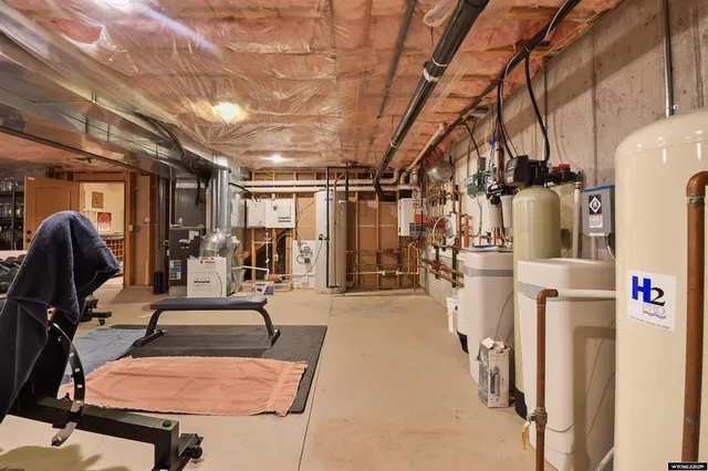 $10,800,000 | 6560 County Road 157, Evanston, WY 82930