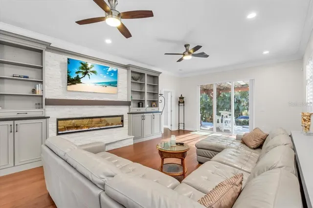 $1,199,900 | 2224 Tami Sola Street, Sarasota, FL 34237