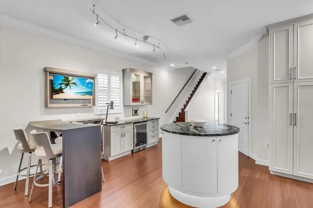 $1,199,900 | 2224 Tami Sola Street, Sarasota, FL 34237