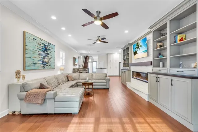 $1,199,900 | 2224 Tami Sola Street, Sarasota, FL 34237