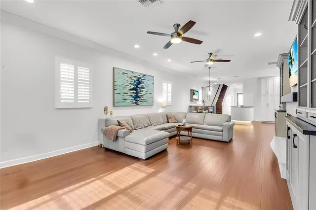 $1,199,900 | 2224 Tami Sola Street, Sarasota, FL 34237