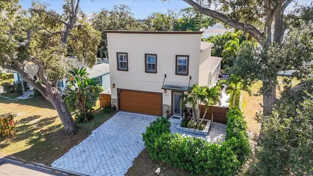 $1,199,900 | 2224 Tami Sola Street, Sarasota, FL 34237