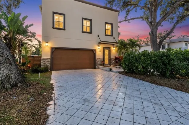 $1,199,900 | 2224 Tami Sola Street, Sarasota, FL 34237