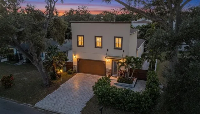 $1,199,900 | 2224 Tami Sola Street, Sarasota, FL 34237