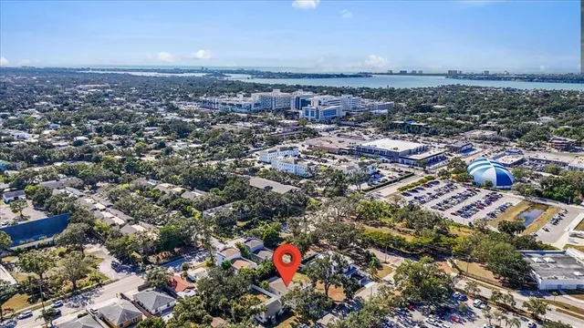$1,199,900 | 2224 Tami Sola Street, Sarasota, FL 34237