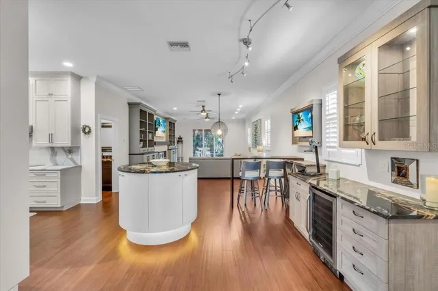 $1,199,900 | 2224 Tami Sola Street, Sarasota, FL 34237