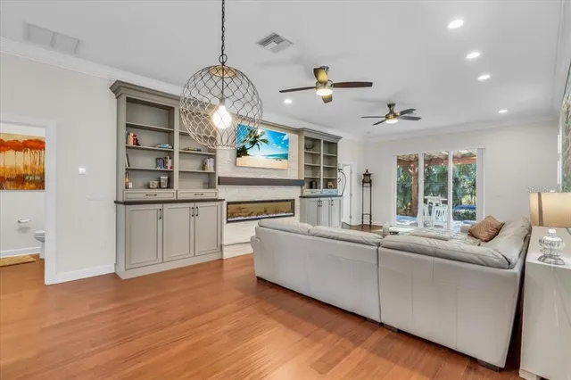 $1,199,900 | 2224 Tami Sola Street, Sarasota, FL 34237