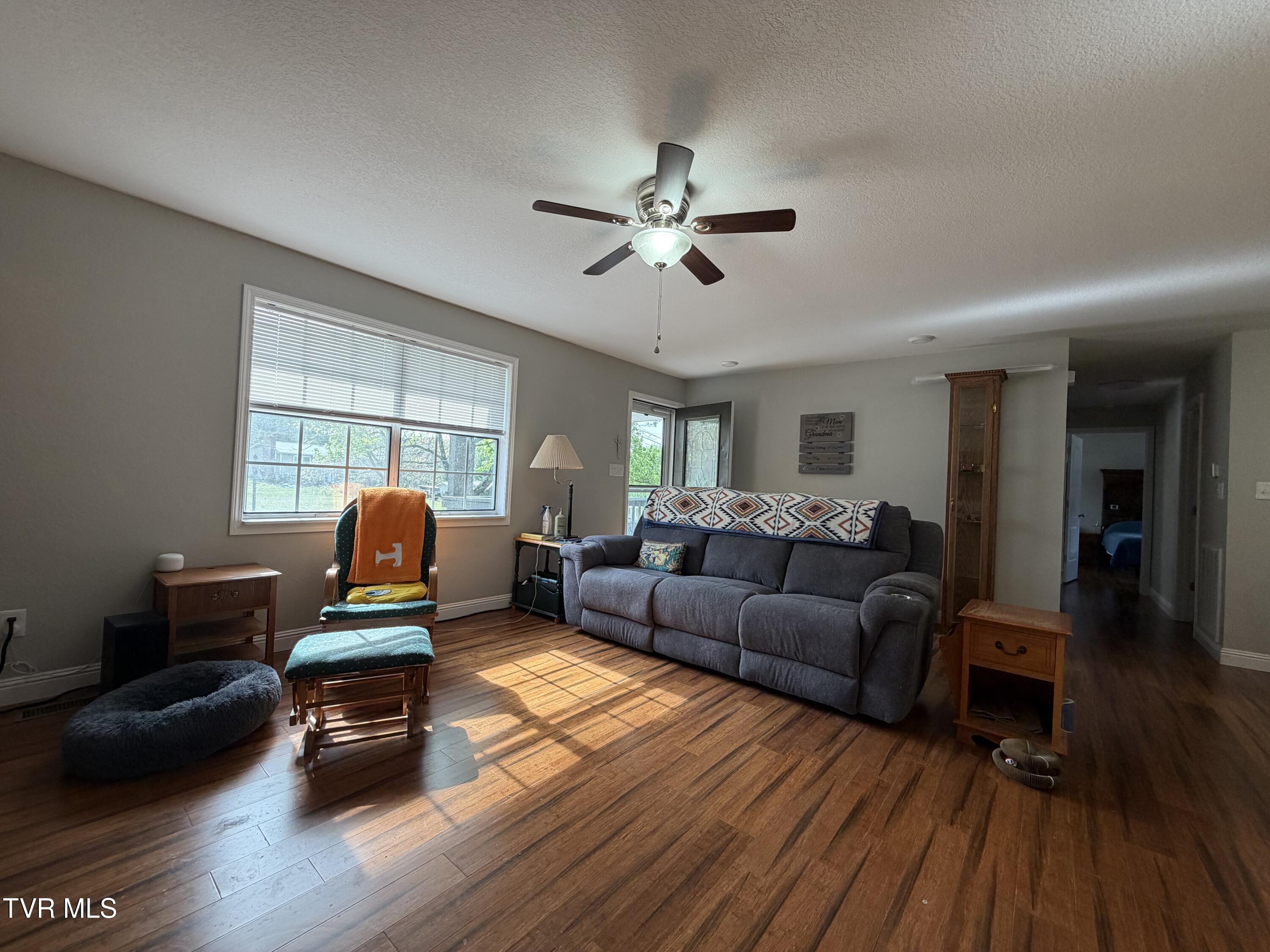 520 Cedar Creek Road Greeneville, TN 37743 - Photo 7 of 27 IMG_7368