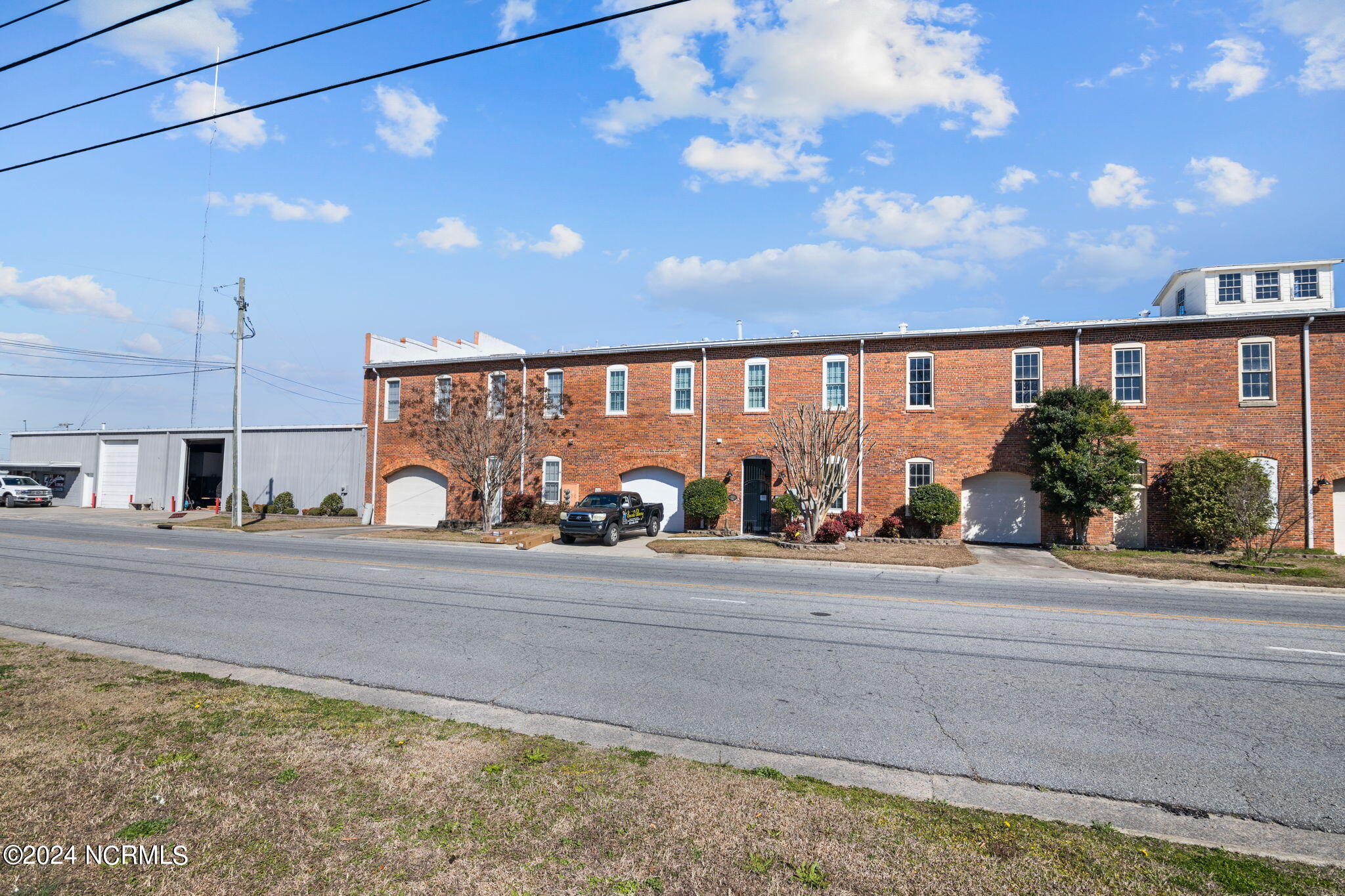 916 West 3rd Street Washington, NC 27889 - Photo 7 of 72 6-web-or-mls-BLS_0006