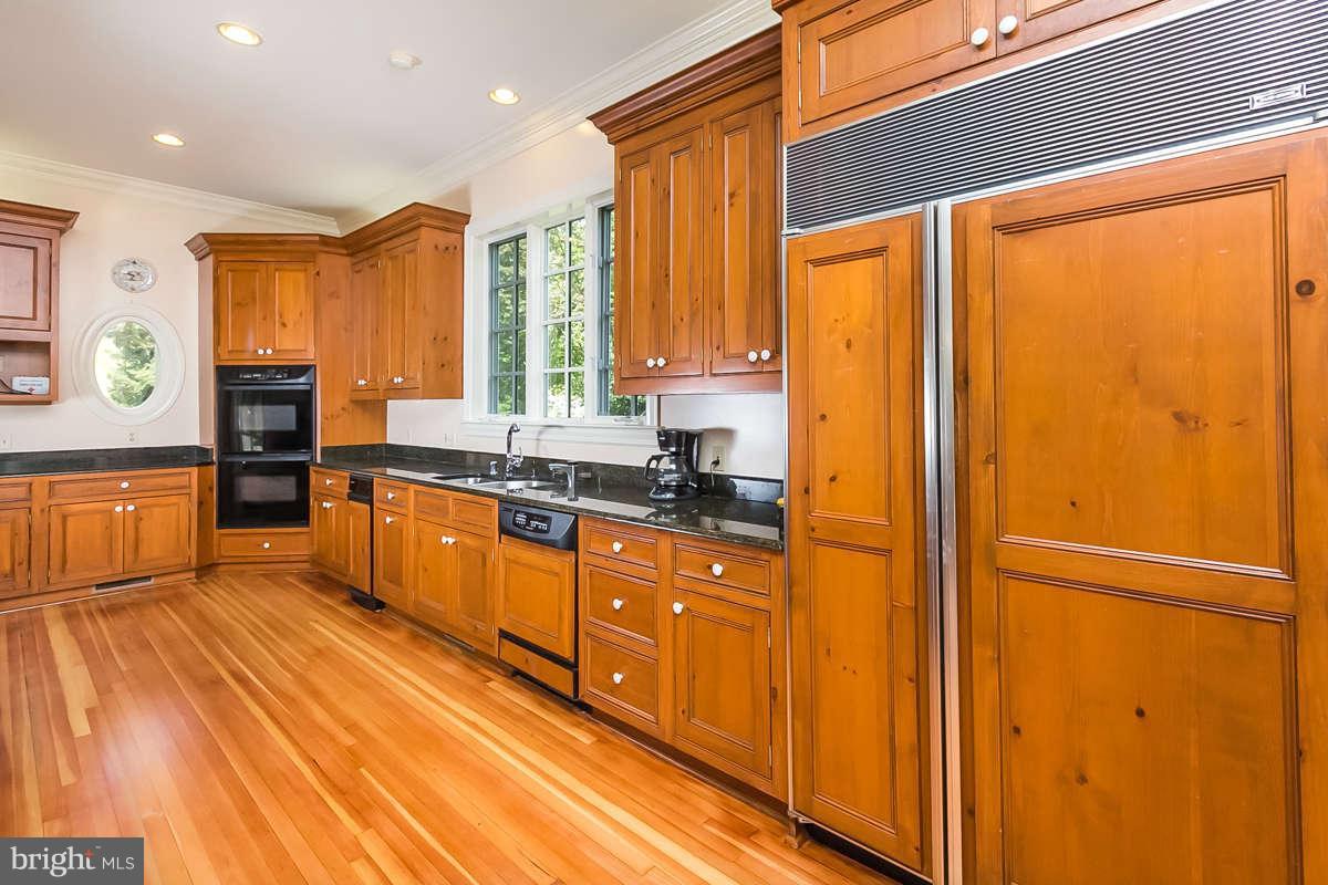1926 Ruxton Road Baltimore, MD 21204 - Photo 11 of 30 Large Kitchen w/Granite & Gas Burners