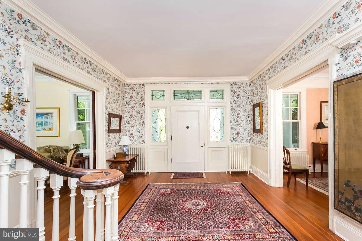 1926 Ruxton Road Baltimore, MD 21204 - Photo 4 of 30 Elegant Formal Welcoming Front Hall