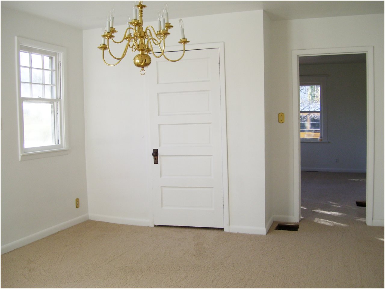 4903 Stringtown Road Evansville, IN 47711 - Photo 5 of 15 Gallery Image 5