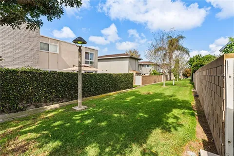 $1,295,000 | 365 Monte Vista Avenue, Costa Mesa, CA 92627