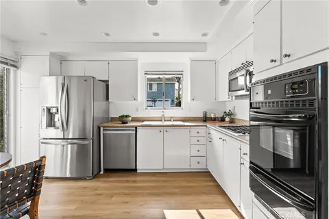 $1,295,000 | 365 Monte Vista Avenue, Costa Mesa, CA 92627