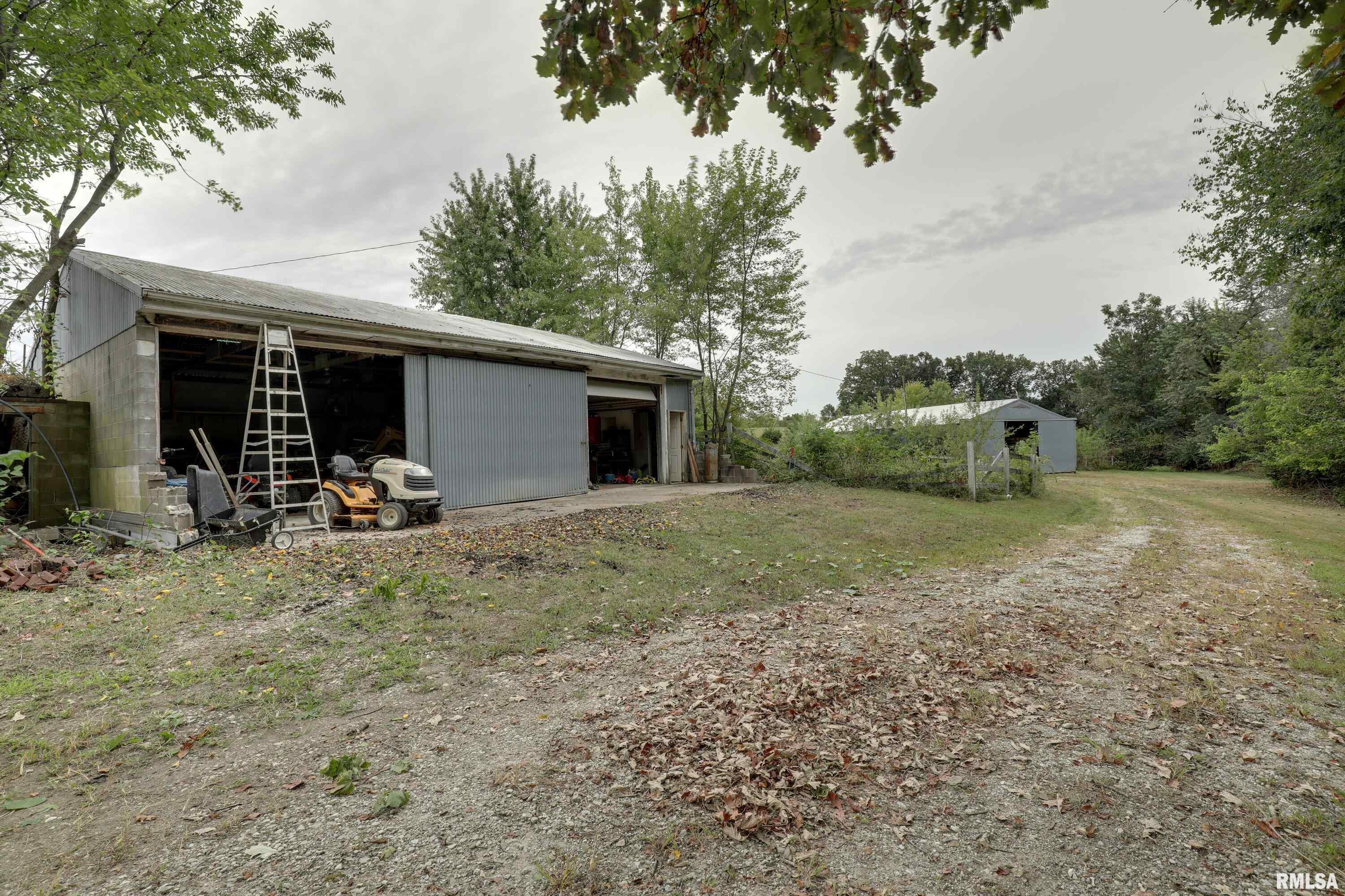 2304 North 1700th Place Camp Point, IL 62320 - Photo 43 of 45