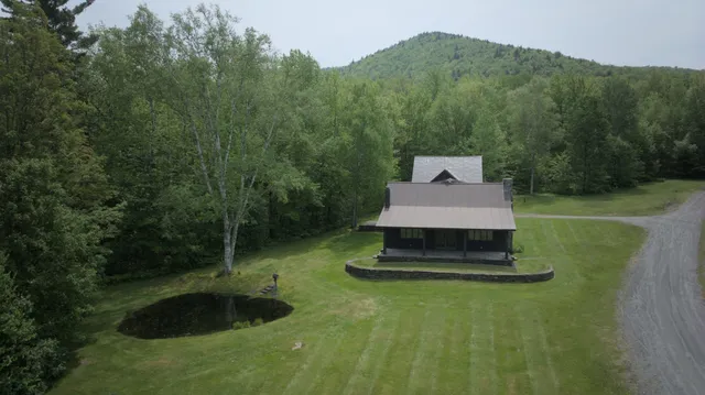 $599,900 | 2475 Little Hollow Road, Rochester, VT 05767