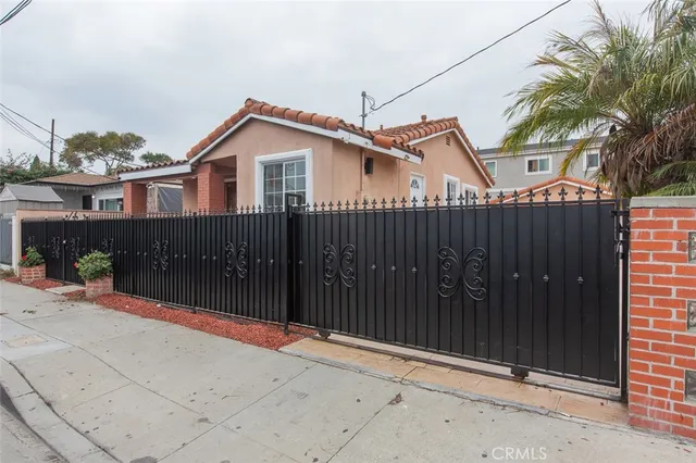 $599,999 | 14425 Prairie Avenue, Lawndale, CA 90260