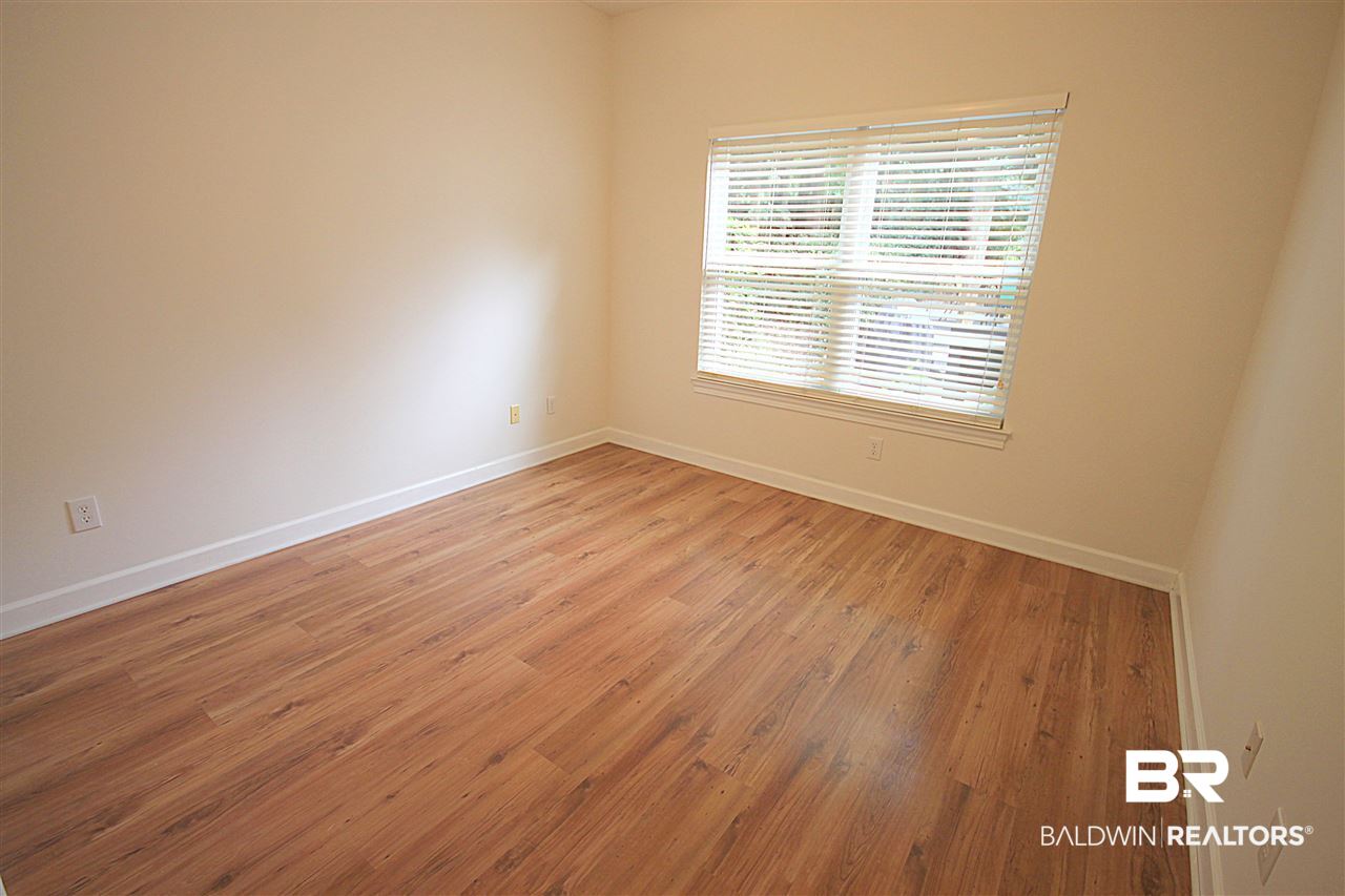 225 General Canby Loop Daphne, AL 36527 - Photo 18 of 31 Bedroom 3
