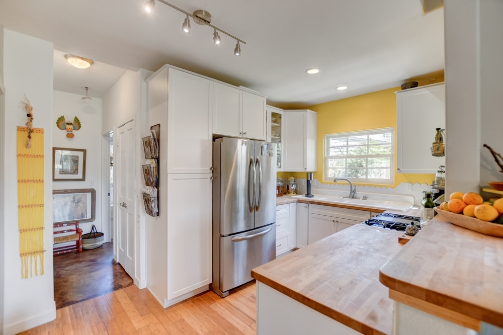 390 La Veta Avenue Encinitas, CA 92024 - Photo 13 of 25