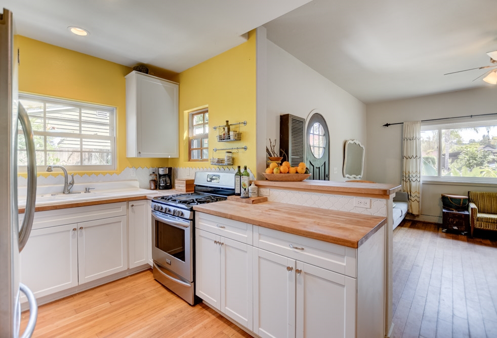 390 La Veta Avenue Encinitas, CA 92024 - Photo 15 of 25