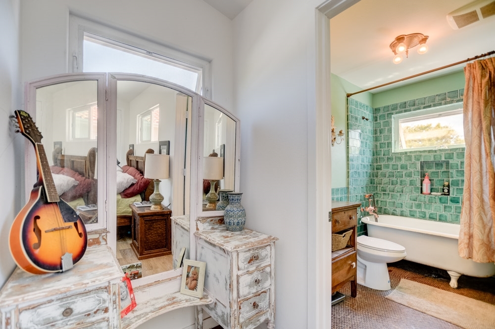 390 La Veta Avenue Encinitas, CA 92024 - Photo 23 of 25