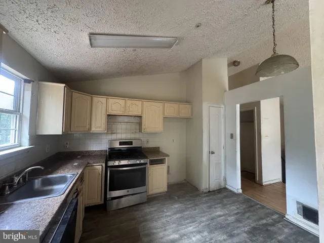 $340,000 | 2408 Ewing Avenue, Suitland, MD 20746