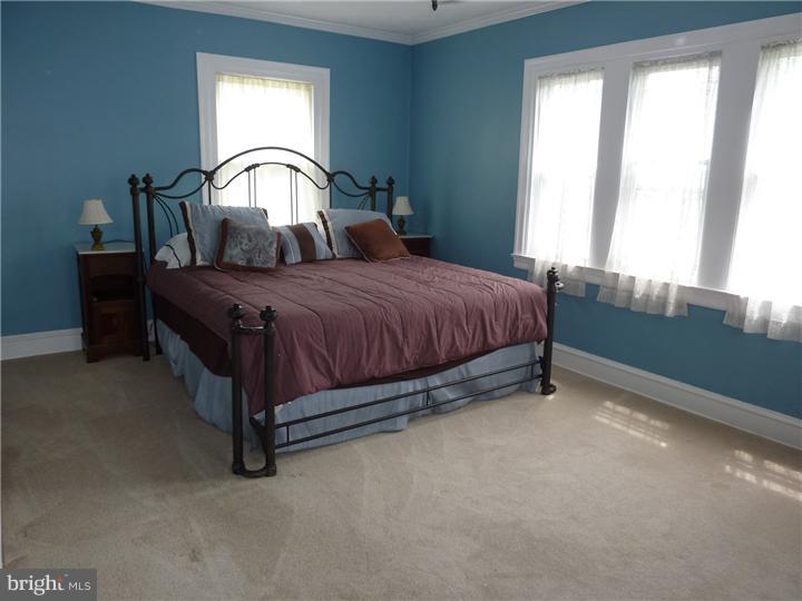 76 Meadowbrook Road Wayne, PA 19087 - Photo 13 of 25 Master Bedroom