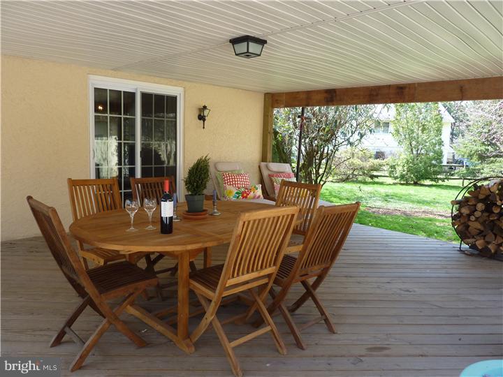 76 Meadowbrook Road Wayne, PA 19087 - Photo 23 of 25 Deck