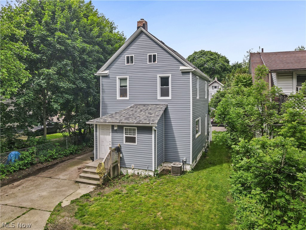 761 Carlysle Street Akron, OH 44310 - Photo 30 of 33