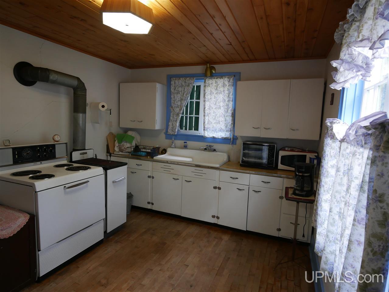 44898 Rabbit Bay Road Lake Linden, MI 49945 - Photo 21 of 65 Gallery Image 21