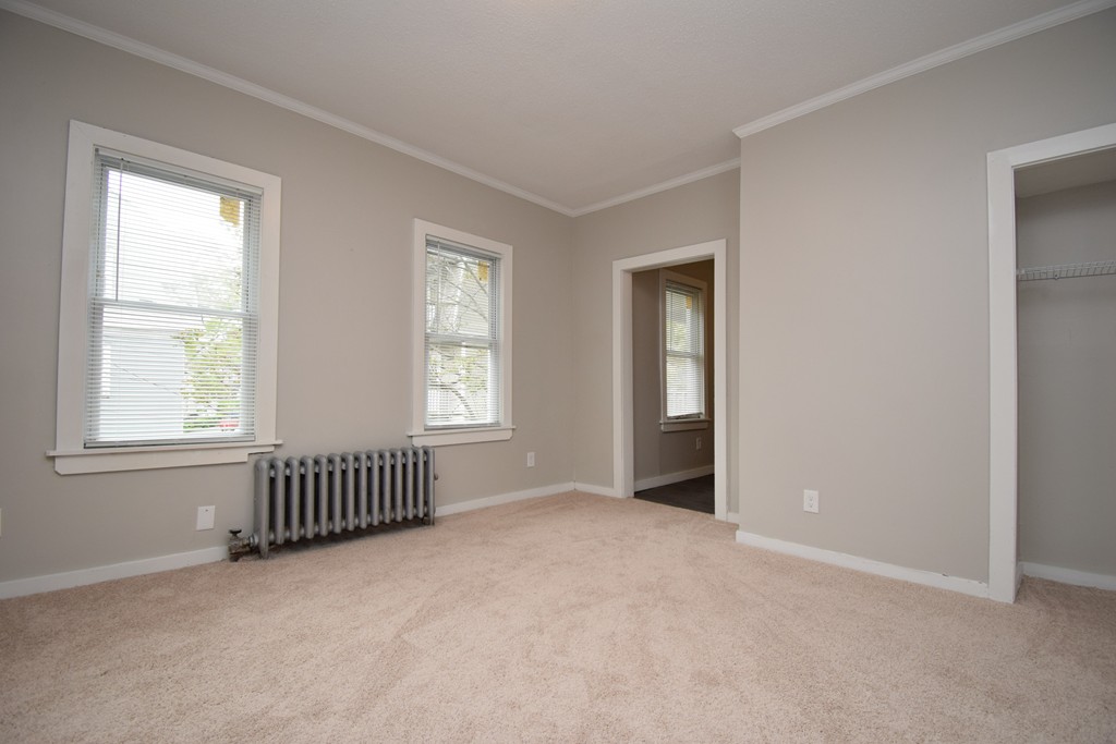 20 Bloomfield Street Springfield, MA 01108 - Photo 24 of 32