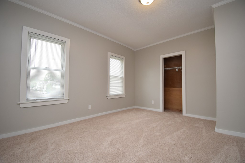 20 Bloomfield Street Springfield, MA 01108 - Photo 31 of 32