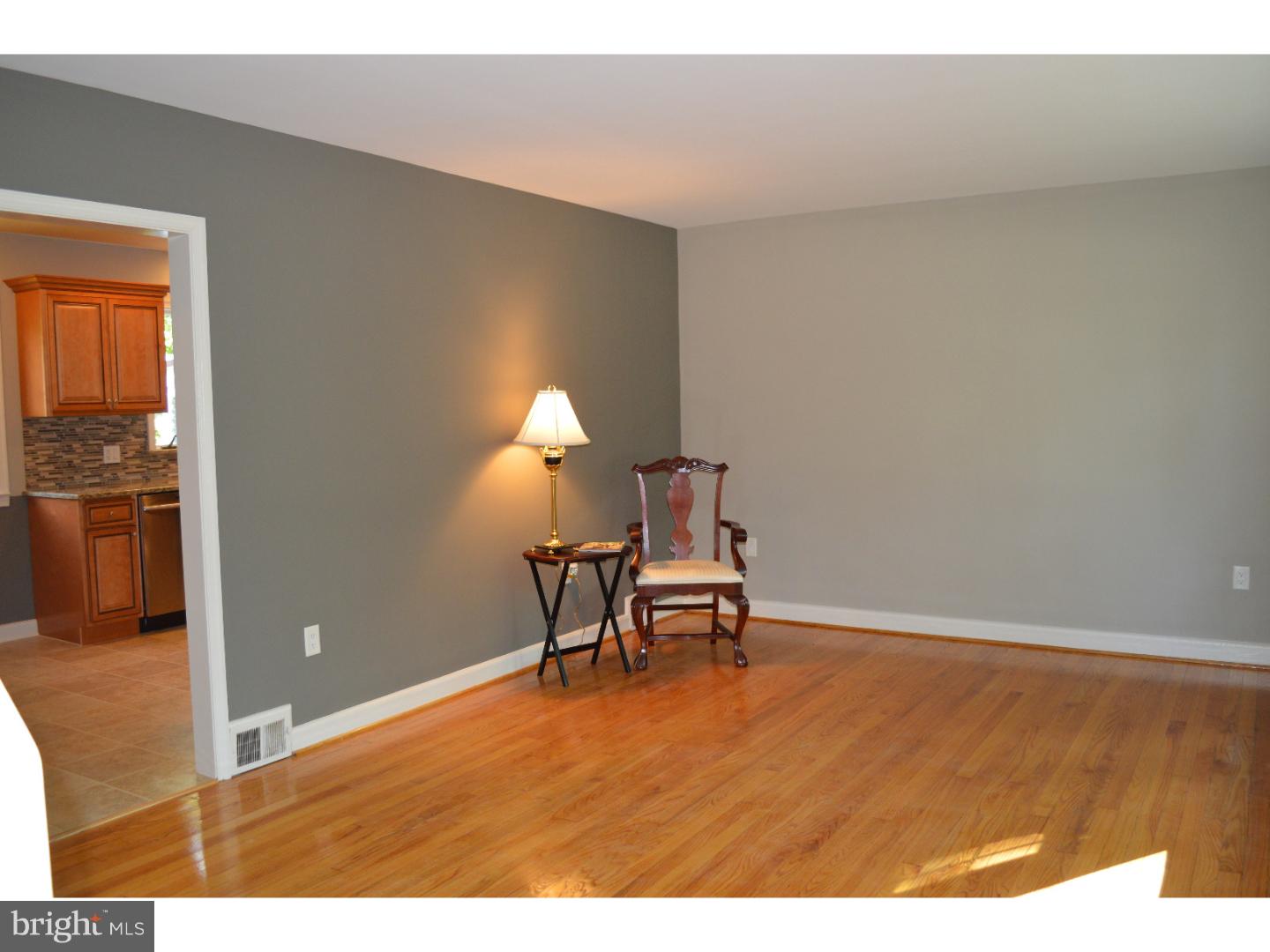 22 Level Road Collegeville, PA 19426 - Photo 8 of 20 Living Room