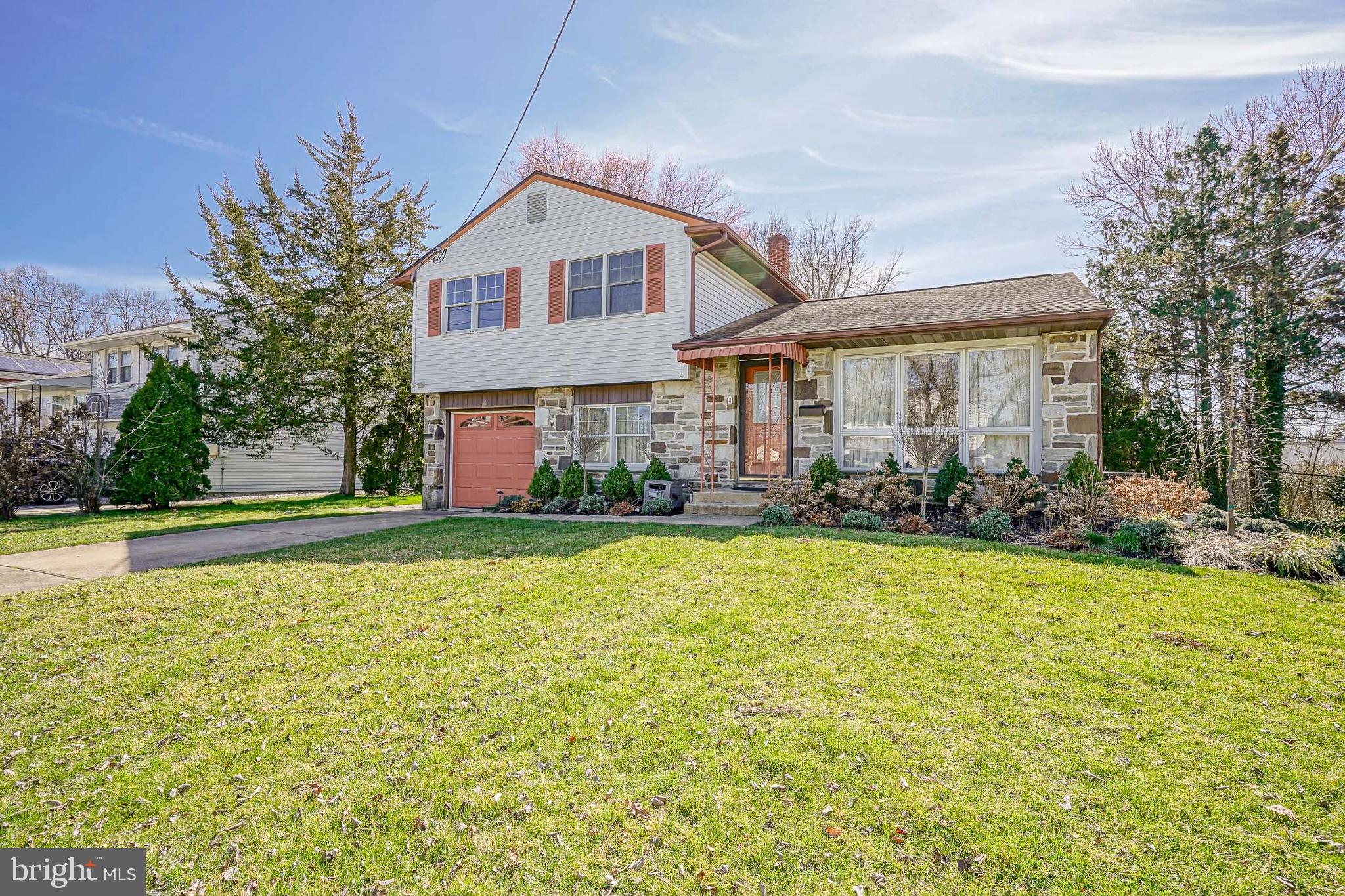 4 Great Oak Road Voorhees, NJ 08043 - Photo 3 of 30
