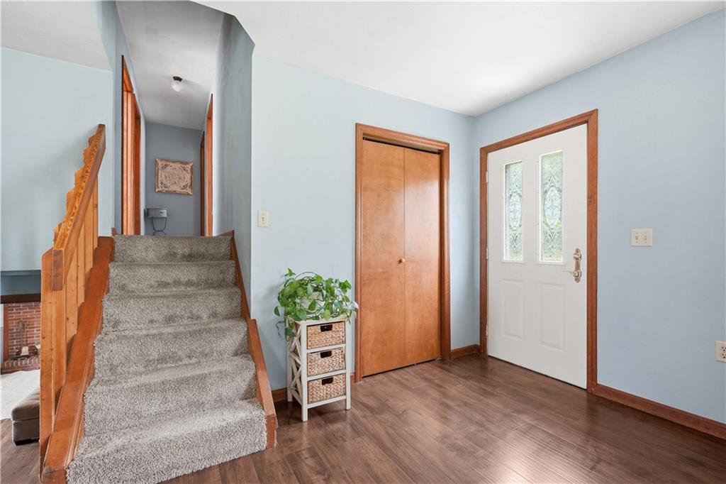 782 Bullcreek Road Butler, PA 16002 - Photo 4 of 44