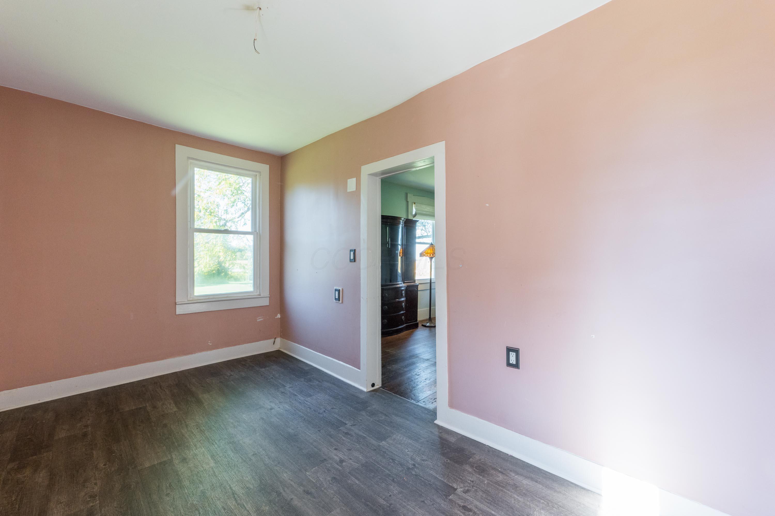 6218 North Old State Road Delaware, OH 43015 - Photo 28 of 38 1st floor den/office (could be used as 4th bedroom)