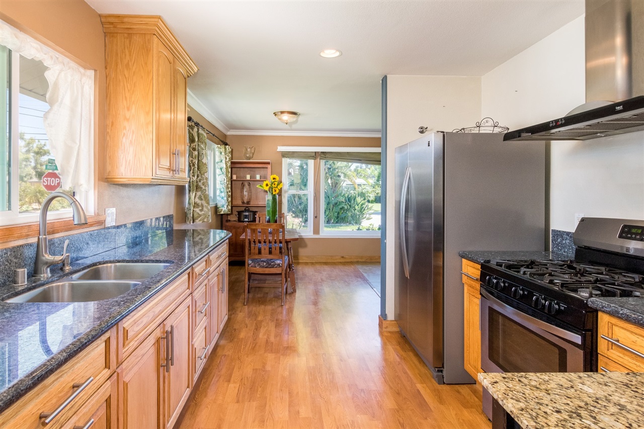 4496 Rolfe Road San Diego, CA 92117 - Photo 11 of 21