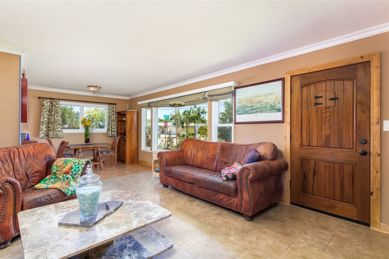 4496 Rolfe Road San Diego, CA 92117 - Photo 4 of 21