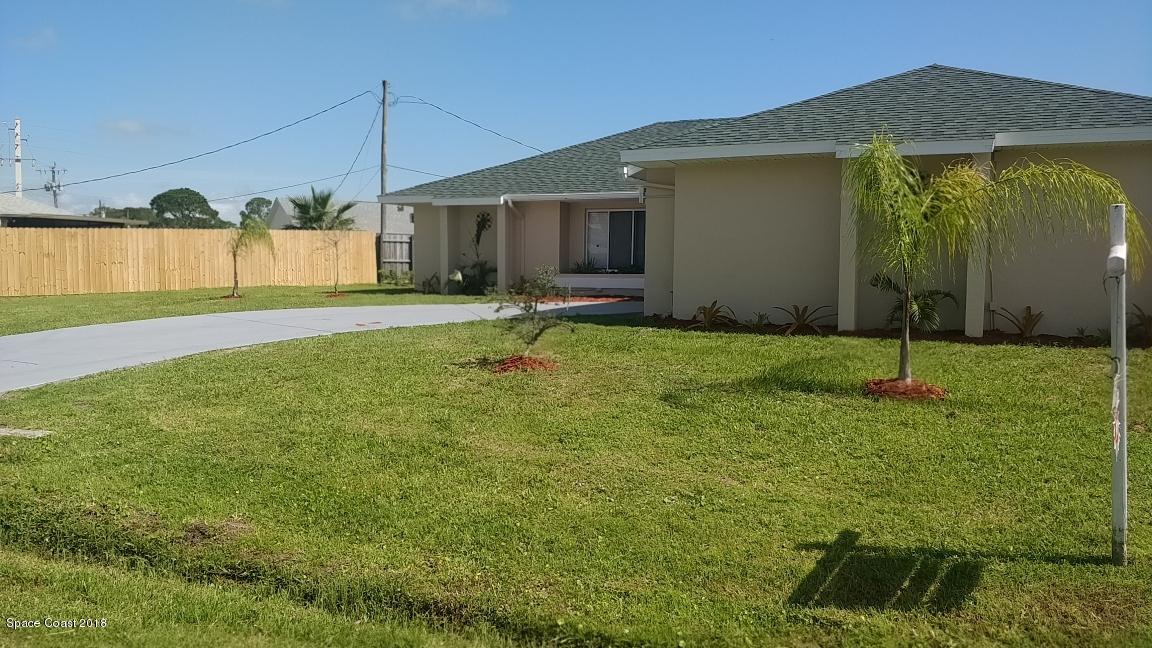 489 Crystal Mist Road Northwest Palm Bay, FL 32907 - Photo 3 of 61 IMG_20180602_103222