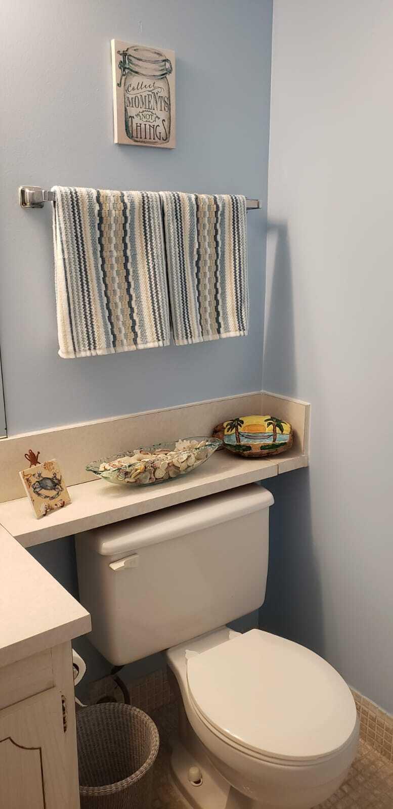 185 Fanshaw East Boca Raton, FL 33434 - Photo 12 of 16 Half Bath