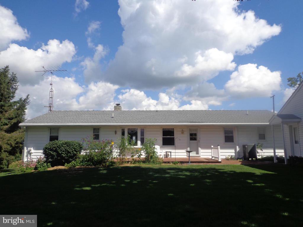 506 Georgetown Road Ronks, PA 17572 - Photo 2 of 18