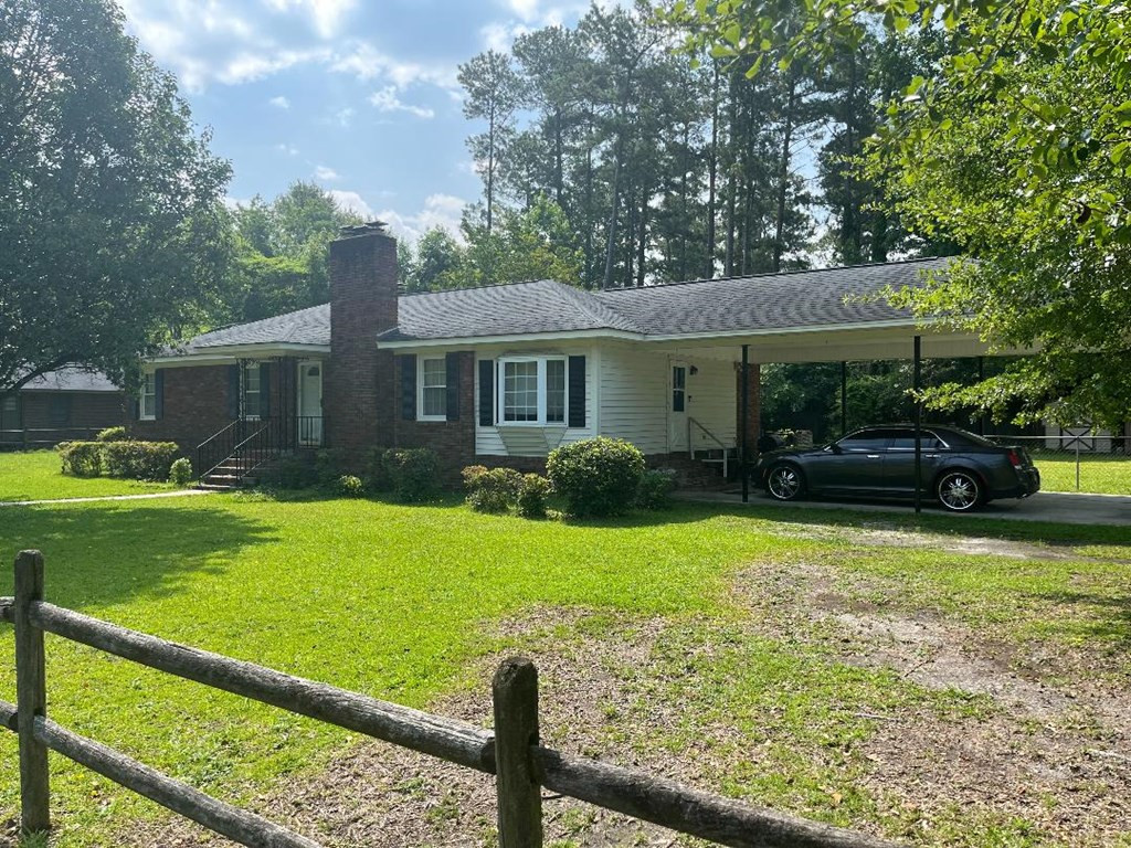 304 Pinckney Street Sumter, SC 29150 - Photo 3 of 5 Gallery Image 3