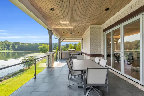$3,375,000 | 290 Edgewater Way, Jasper, TN 37347