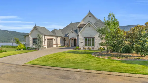 $3,375,000 | 290 Edgewater Way, Jasper, TN 37347