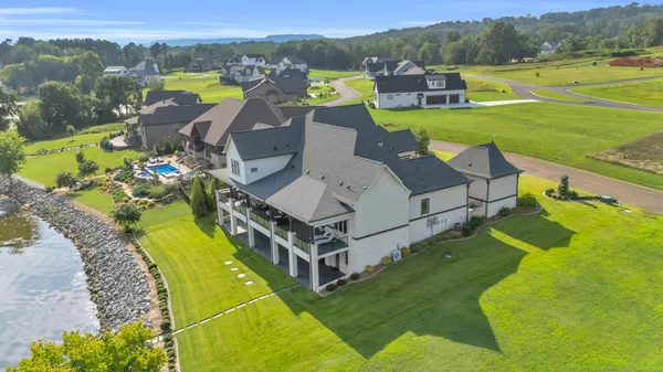 $3,375,000 | 290 Edgewater Way, Jasper, TN 37347