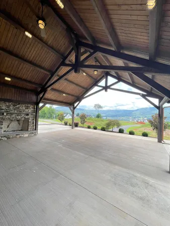$3,375,000 | 290 Edgewater Way, Jasper, TN 37347