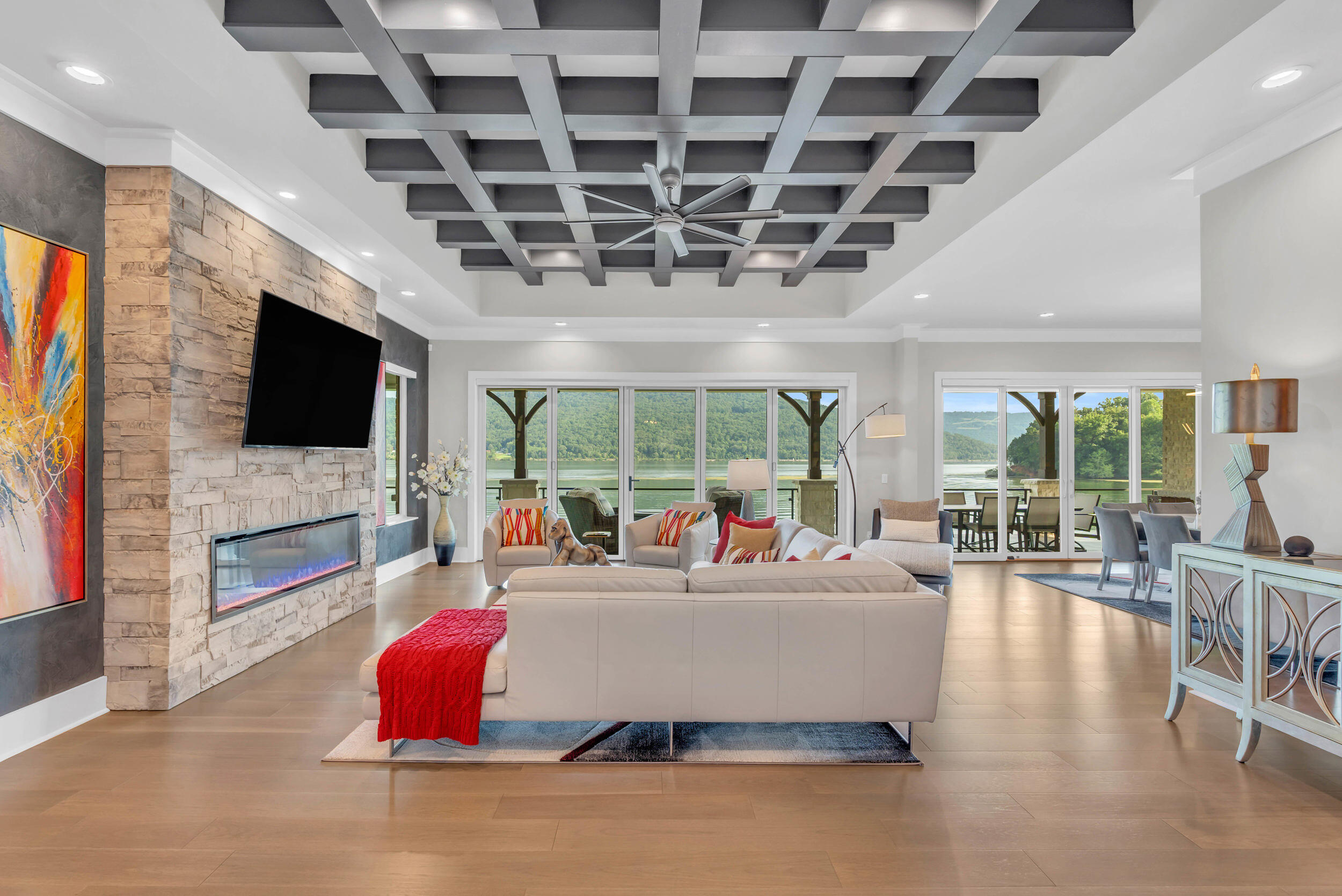 290 Edgewater Way Jasper, TN 37347 - Photo 18 of 128 Great Room