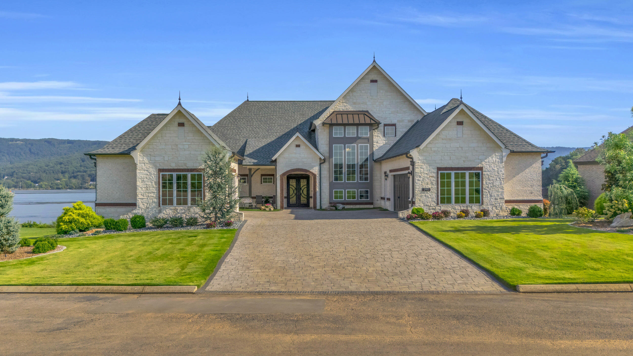 290 Edgewater Way Jasper, TN 37347 - Photo 2 of 128 Front Elevation