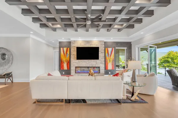 $3,375,000 | 290 Edgewater Way, Jasper, TN 37347