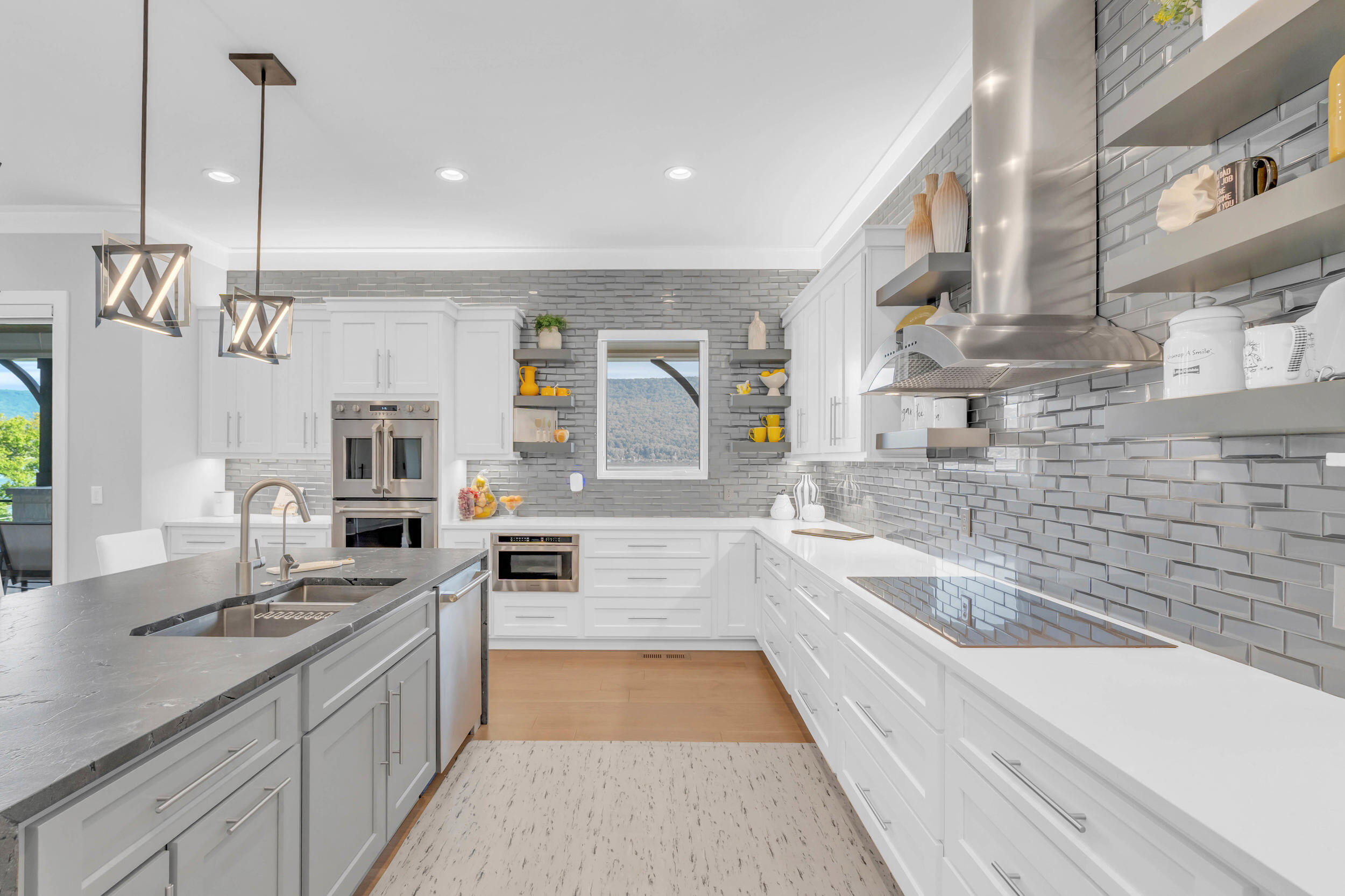 290 Edgewater Way Jasper, TN 37347 - Photo 31 of 128 Kitchen